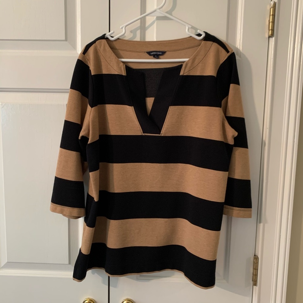 Lands’ End tan and black tunic XL